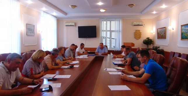 Віктор Смирнов провів засідання комісії з питань демонтажу тимчасових споруд (фото)