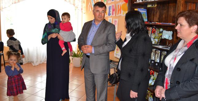 Микола Дубовик відвідав родини, переміщені з тимчасово окупованої території АР Крим та зони АТО (фото)