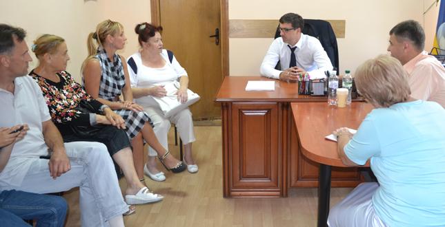 28 липня голова Подільської райдержадміністрації Валентин Мондриївський провів особистий виїзний прийом громадян (фото)