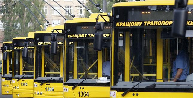КП «Київпастранс» запрошує на «День автомобіліста» на Контрактовій площі