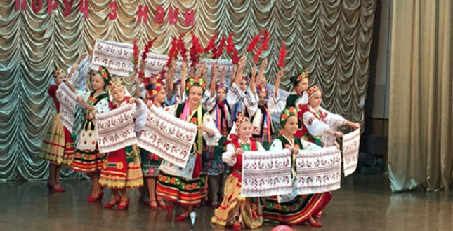 У гімназії «Либідь» відбувся районний святковий концерт-привітання до Дня захисника України (фото)