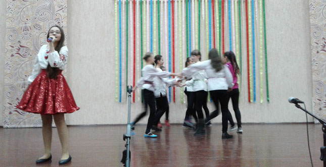 26 жовтня серед школярів Подільського району відбувся І етап Конкурсу патріотичної пісні (фото)