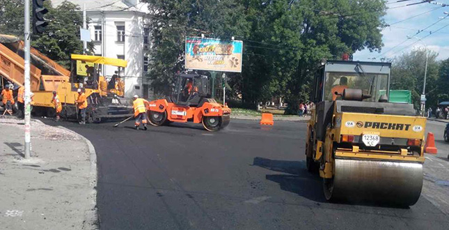 Автодорівці відновили дорожнє покриття на 27 об’єктах столиці