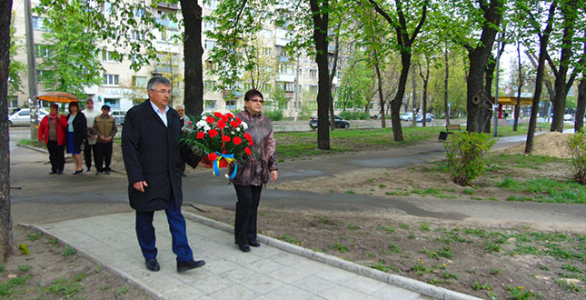 У Подільському районі провели мітинг-реквієм з нагоди 32-х роковин Чорнобильської катастрофи (фото)